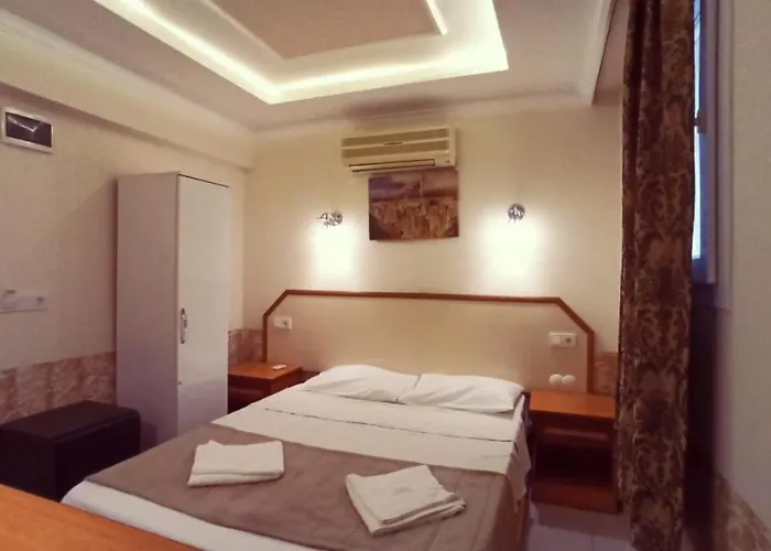 Ideal 5* فتحية