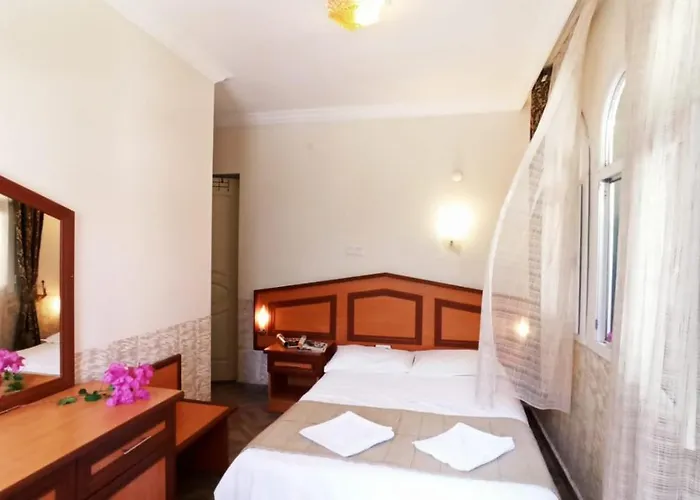 Hotel Ideal 5*