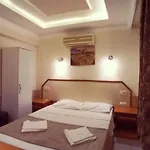 Ideal 5* Φετιγιέ