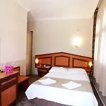 Ideal Ξενοδοχείο 5*